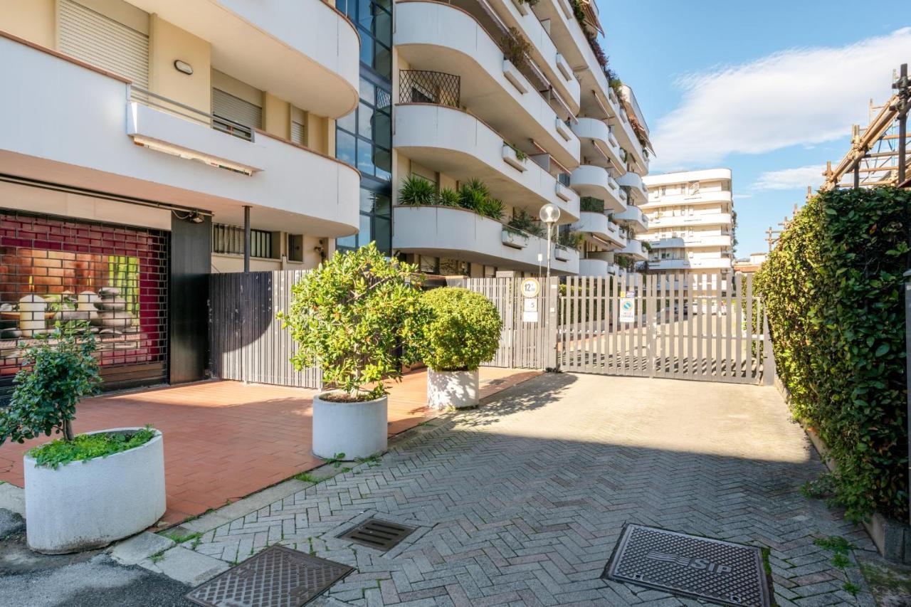 Comfortable Flat With Terraces 佛罗伦萨 外观 照片
